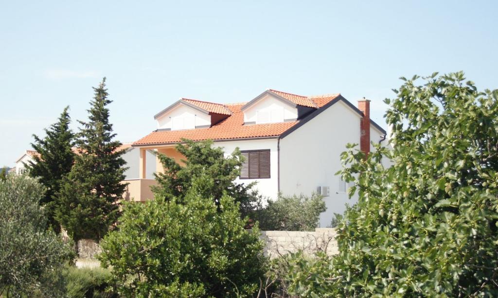 Apartments Rebac Murter Bagian luar foto